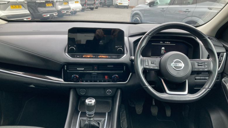 Nissan Qashqai 1.3 DiG-T MH N-Connecta 5dr Petrol Hatchback